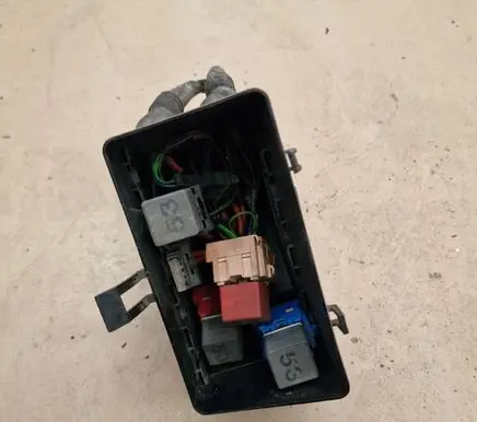 Volkswagen Sharan Fuse box set 7M0937573