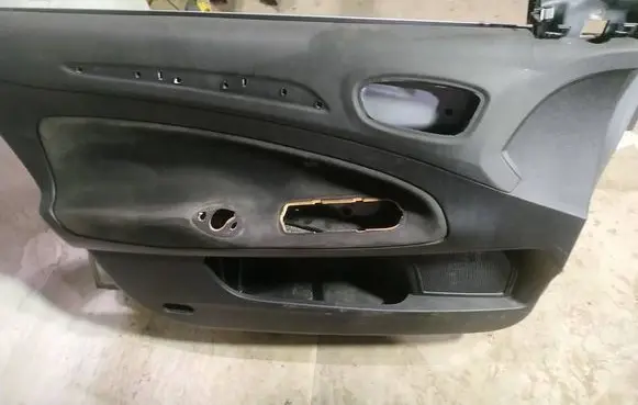 Ford Mondeo MK IV Front door card panel trim