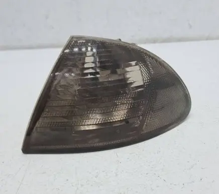 BMW 3 E46 Front indicator light 1315106140