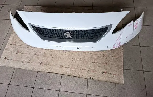 Peugeot Expert Front bumper