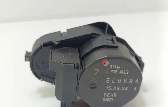 BMW 5 E60 E61 Air flap motor/actuator 6930303