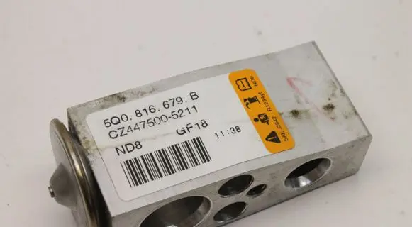 Skoda Octavia Mk3 (5E) Air conditioning (A/C) expansion valve 5Q0816679B