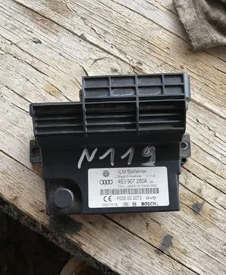 Audi A8 S8 D3 4E Comfort/convenience module 4E0910280A 4E0907280A F005S00073