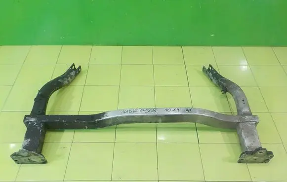 Peugeot 508 Front bumper support beam 
