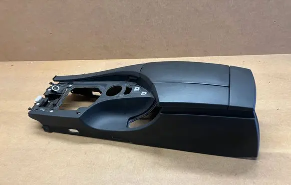 BMW 5 E60 E61 Center console 