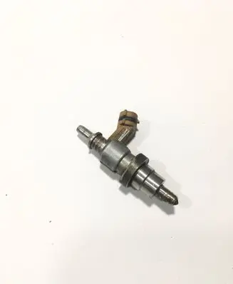Toyota RAV 4 (XA30) Fuel injector 2371026010