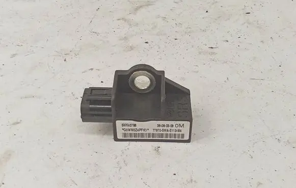 Honda CR-V Airbag deployment crash/impact sensor 77970SWAE113M4 5WK43786 36080309