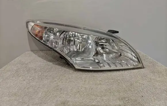 Renault Megane III Headlight/headlamp 260100017R 030124420200