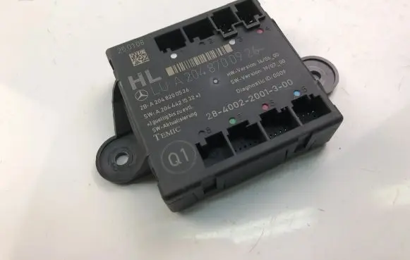 Mercedes-Benz C W204 Other control units/modules A2048700926
