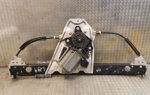 Mercedes-Benz S W220 Rear window lifting mechanism without motor 2207300446