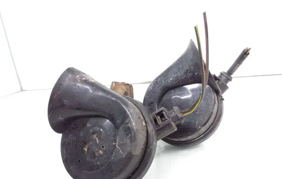 Skoda Roomster (5J) Horn signal 007424 000209 A28657625