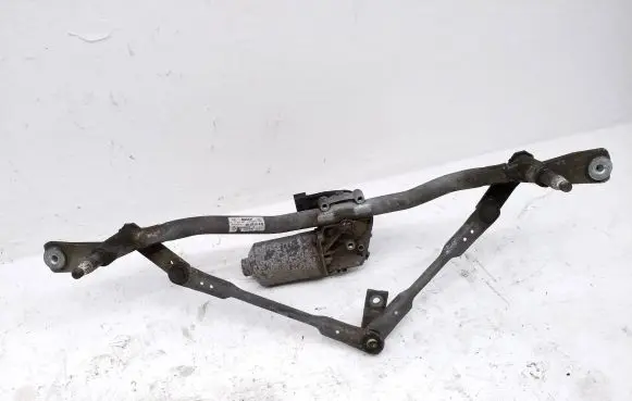 Opel Vivaro Front wiper linkage and motor 93867983 288002950R 0390243508