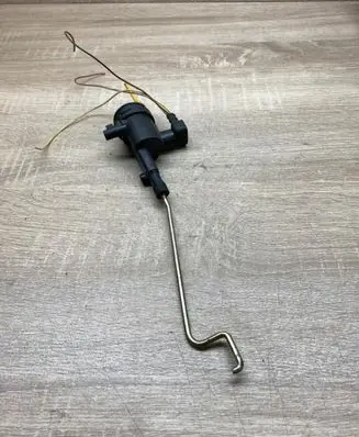 Mercedes-Benz Vito Viano W638 Fuel tank cap lock motor