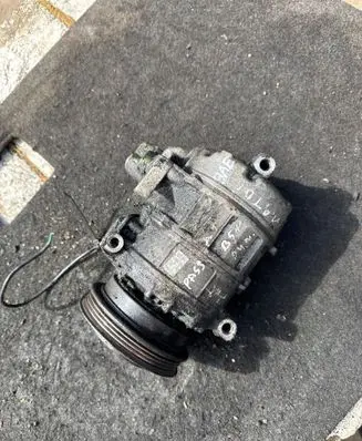Volkswagen PASSAT B5.5 Air conditioning (A/C) compressor (pump) 8D0260808 4472208183