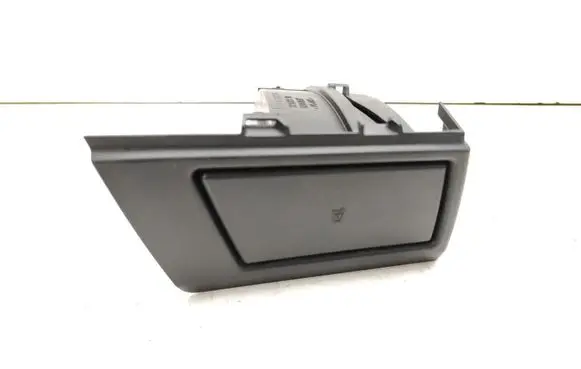 BMW X3 E83 Cup holder 51163418358 3418358 221672