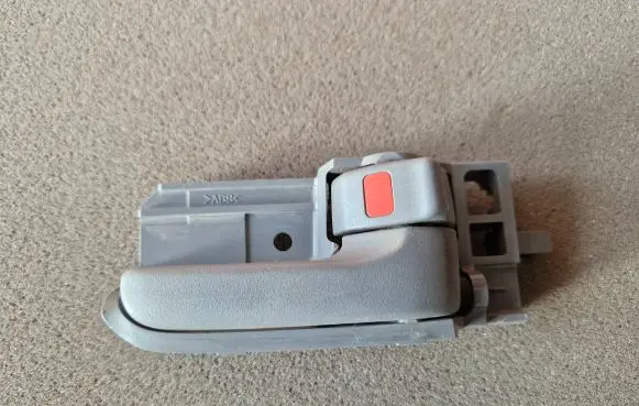 Toyota Hilux (AN10, AN20, AN30) Rear door interior handle