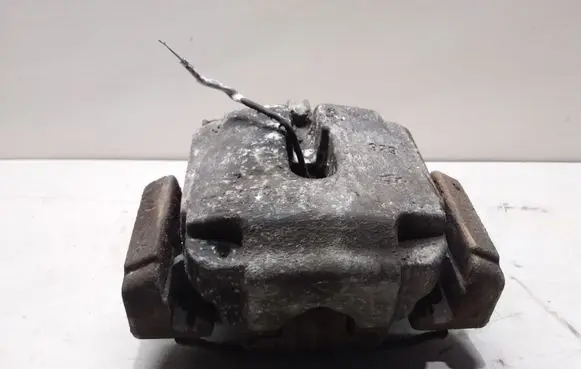 BMW 5 F10 F11 Front brake caliper