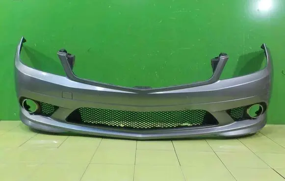 Mercedes-Benz C W204 Front bumper PRZOD WP108