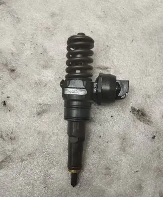 Audi A4 S4 B6 8E 8H Fuel injector 038130073ba