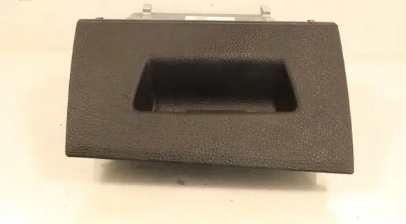 BMW 1 F20 F21 Glove box 9211310