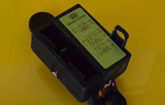 KIA Rio Other relay 95250-FD200 95250FD200