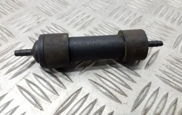 Vacuum air tank
