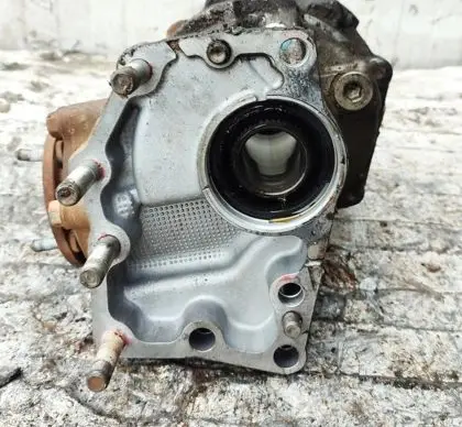 Toyota RAV 4 (XA30) Gearbox transfer box case 
