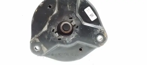 Coil spring mount