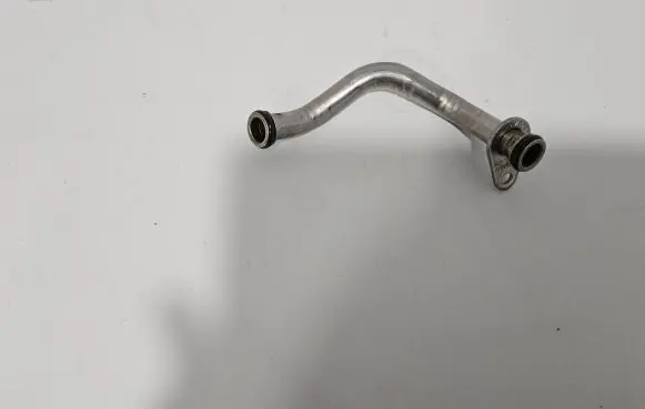 Skoda Kamiq Turbo turbocharger oiling pipe/hose 05C145735A 05C145735