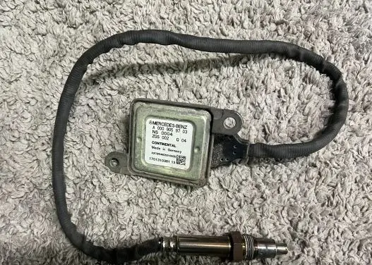Mercedes-Benz GLC C253 Lambda probe sensor A0009059703