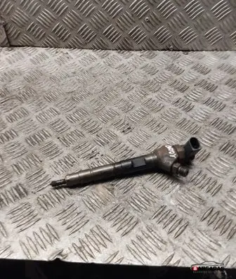 Volkswagen Caddy Fuel injector 03l130277j