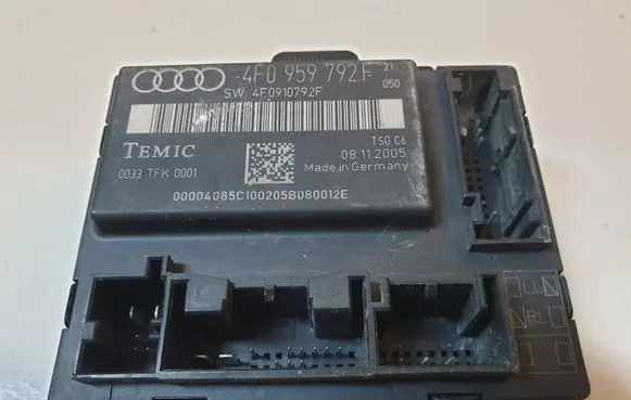Audi A6 S6 C6 4F Comfort/convenience module 4F0959792F 4F0910792F