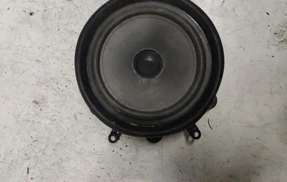 Audi A4 S4 B6 8E 8H Front door speaker 8E0035411