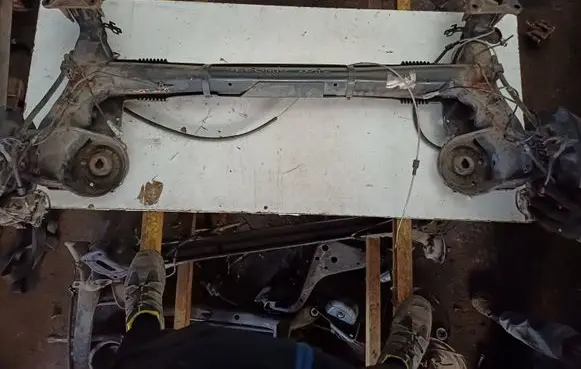 Citroen Berlingo Rear axle beam 