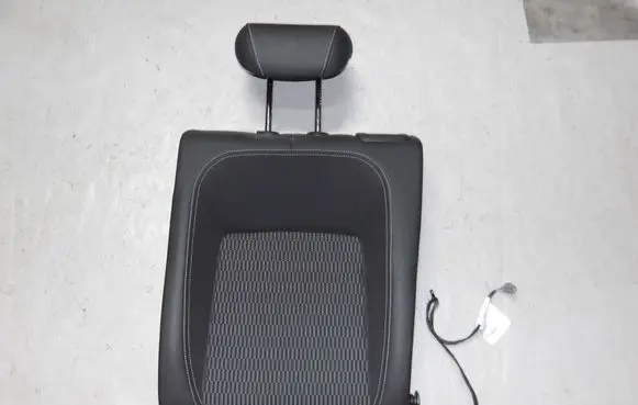 Opel Insignia B Second row seats 