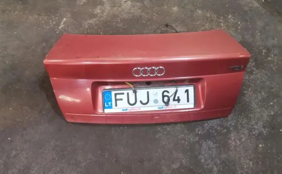 Audi A4 S4 B5 8D Tailgate/trunk/boot lid