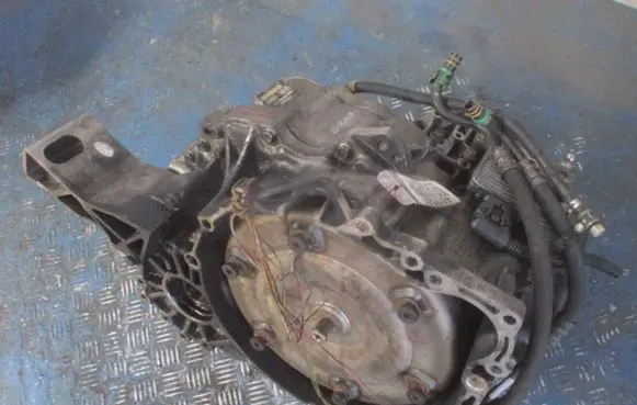 Volvo S60 Automatic gearbox 30751345