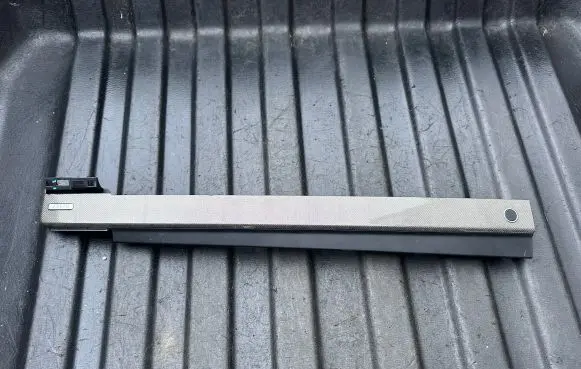 Land Rover Discovery 5 Dashboard center trim panel HY32046A63 HY3214K147A