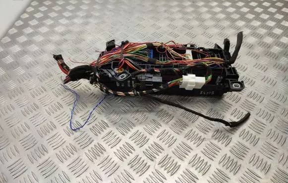 Mercedes-Benz B W246 W242 Fuse module