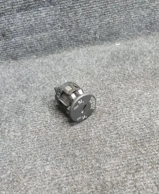 Passenger airbag on/off switch