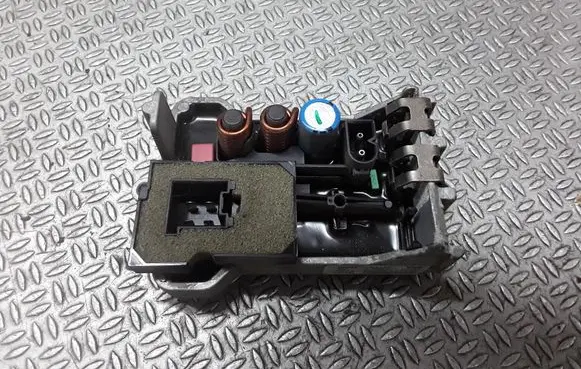 Mercedes-Benz ML W163 Heater blower motor/fan resistor A2308210251