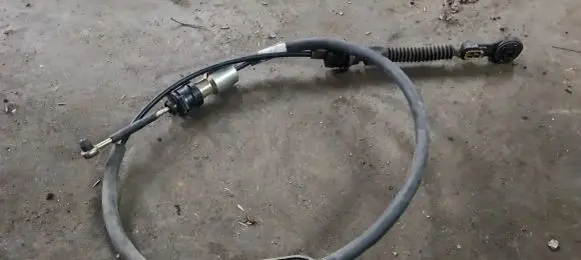 Volvo S80 Gear shift cable linkage 