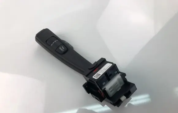Volvo V60 Indicator stalk 31456045
