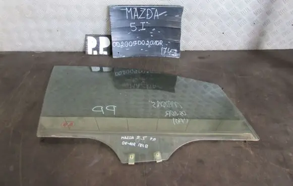 Mazda 5 Sliding door window/glass 