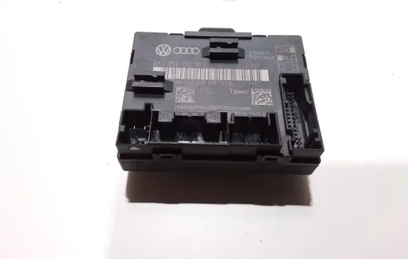 Audi A4 S4 B8 8K Door control unit/module 8K0959792M