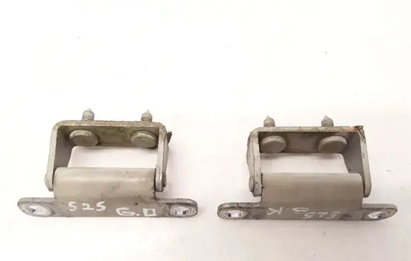 KIA Carnival Tailgate/trunk/boot hinge