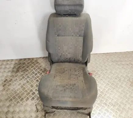 Toyota Previa (XR30, XR40) II Third row seats 