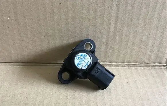 Mercedes-Benz C W203 Air pressure sensor A0041533328 0041533328 0551135