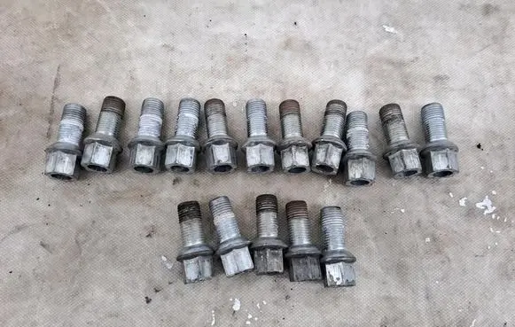 Seat Ibiza V (KJ) Nuts/bolts 