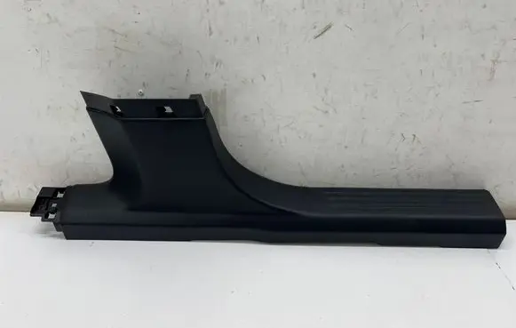 (B) pillar trim (bottom)